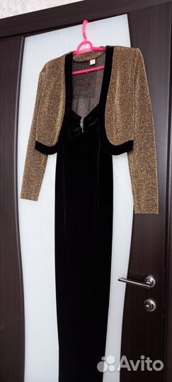 Сарафан (черный велюр стрейч) +жакет, раз. 42-44