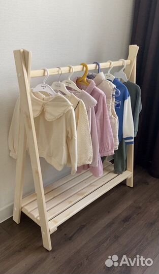 Вешалка напольная детская