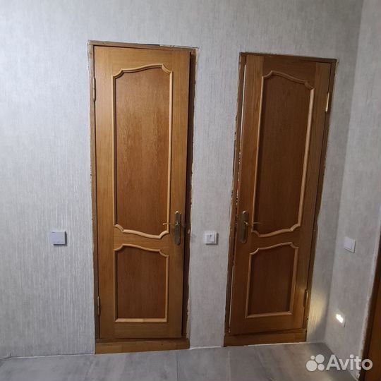 Межкомнатные двери бу. Дубовые