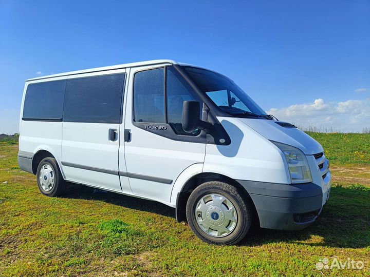Аренда микроавтобуса с водителем межгород город