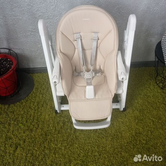 Стульчик для кормления -шезлонг Tommy