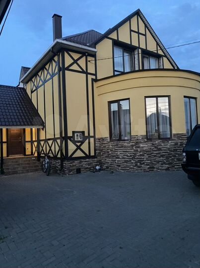 Дом 178 м² на участке 11 сот.