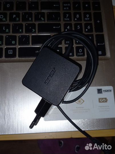 Ноутбук asus
