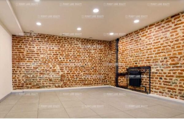 Продам торговое помещение, 204 м²