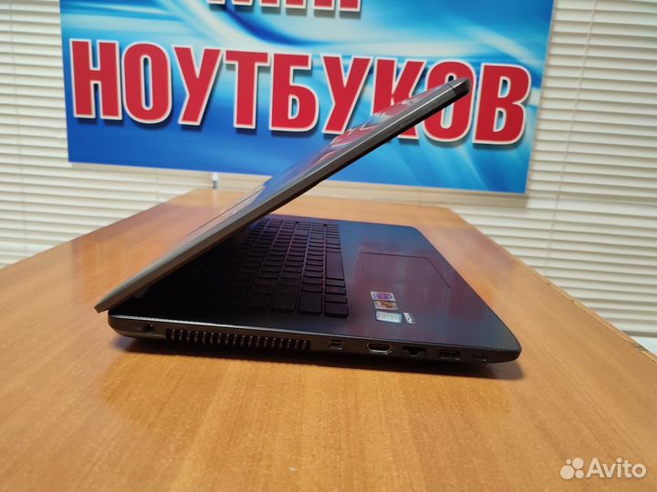 Игровой ноутбук Asus Rog / 17 дюймов / GTX