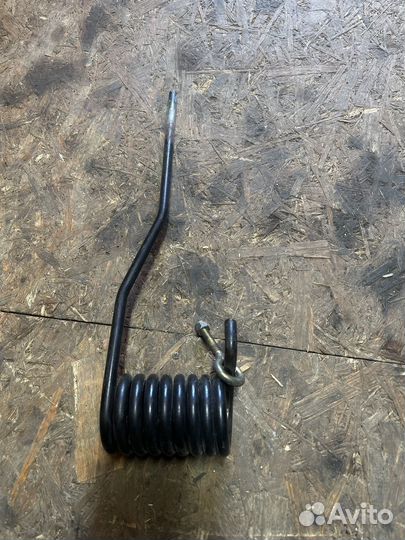 Пружина торсионная для polaris widetrak 500 lx