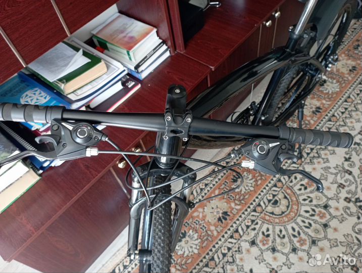 Велосипед с литыми дисками BMW 26