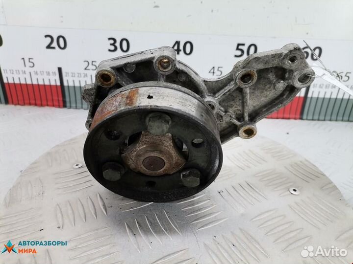 Помпа Renault Megane рест. 2001 210107370R