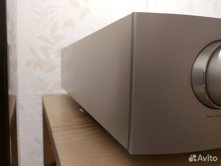 Усилитель Marantz pm-15S1 на 220 В