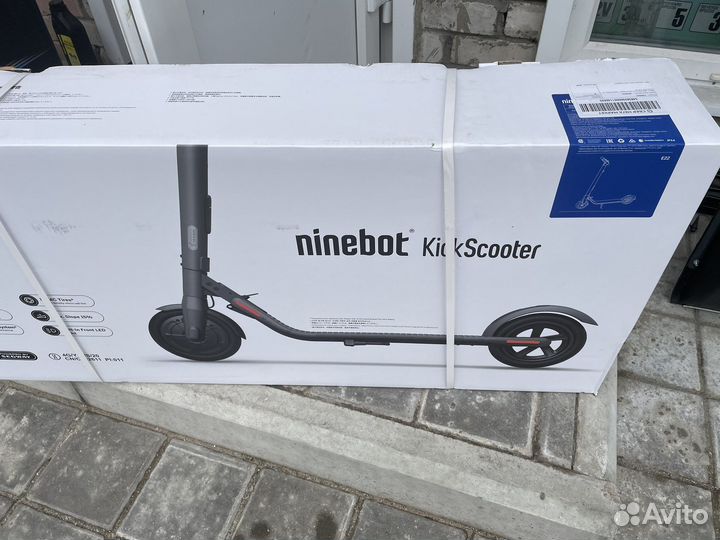 Электросамокат Ninebot KickScooter E22 новый