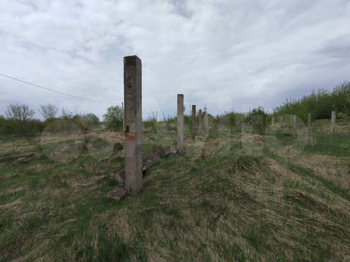 Здание, 2500 м²