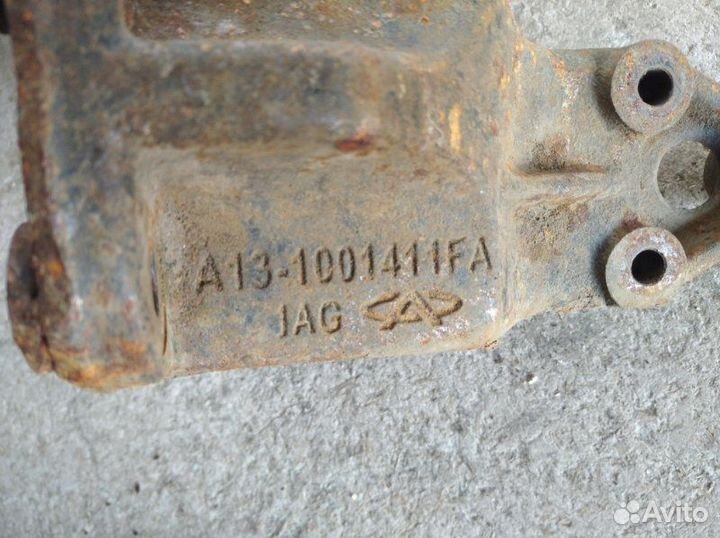 Кронштейн двигателя правый Chery Very 2011-2014