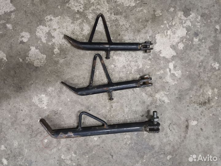 Подножка боковая для скутера