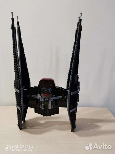 Lego Star Wars Истребитель сид Кайло Рена, 75179