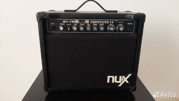 Гитарный комбоусилитель