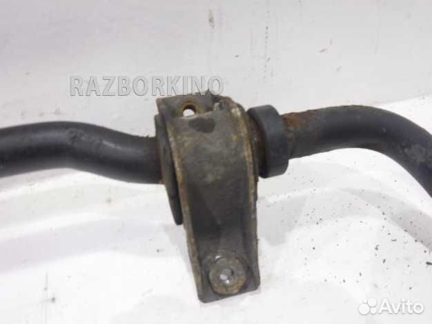 Стабилизатор передний