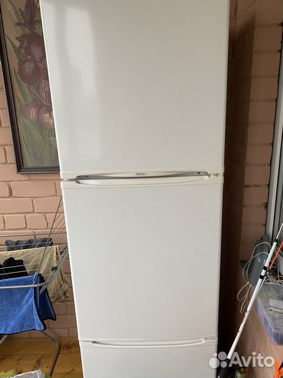 Холодильник бу нерабочий