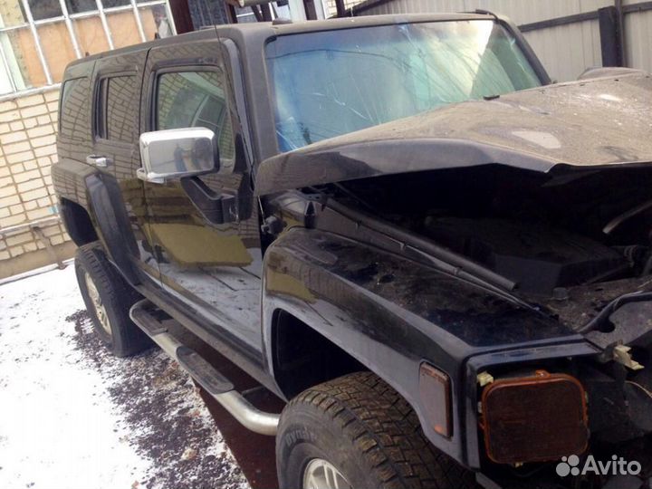 В разборе Hummer H3 2005-2010