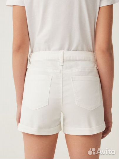 Белые шорты