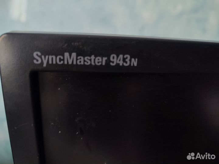 Монитор Samsung