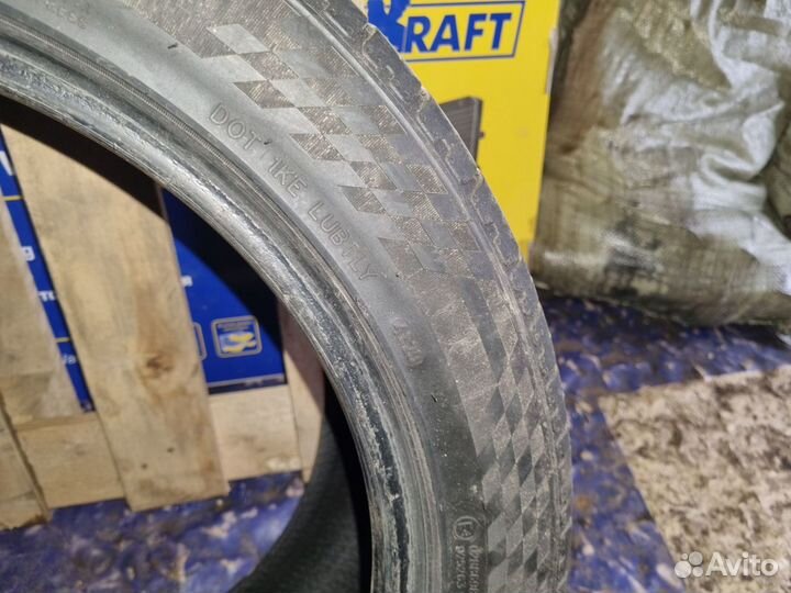 RoadX RXMotion U11 245/45 R18 и 275/40 R18 100Y