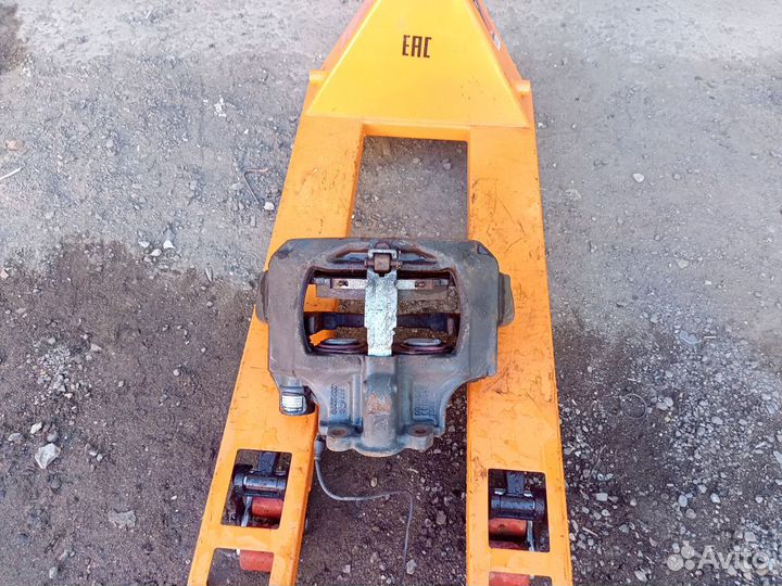 Суппорт тормозной Mercedes-Benz Actros 4 MP4