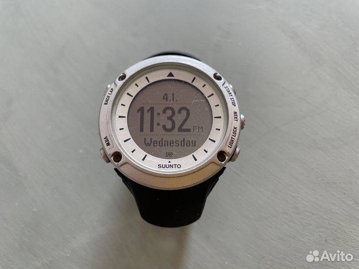 Часы Suunto ambit 1