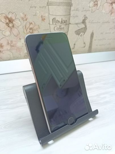 iPhone 6S, 64 ГБ