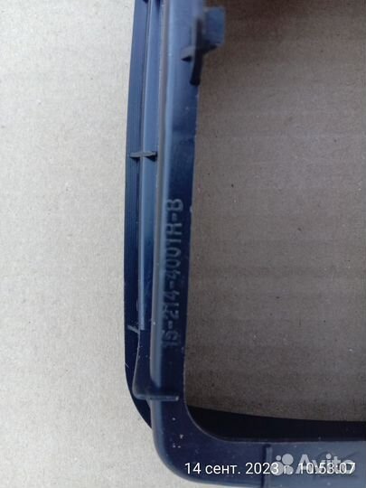 Кронштейн фонаря заднего правого Mitsubishi Lancer