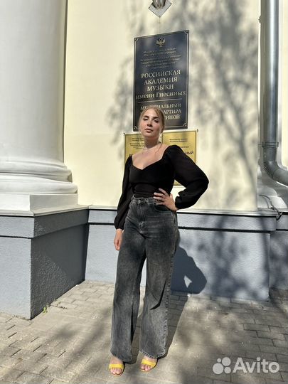 Педагог по эстрадному вокалу