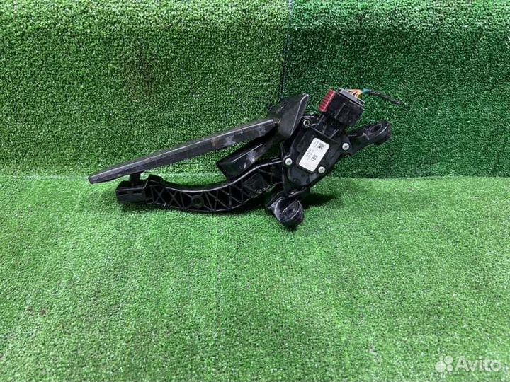 Педаль газа Hyundai Elantra седан 1.6 2011