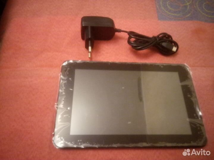 Prestigio Multipad 7.0HD озу1Гб 4000Мач отличн.сос