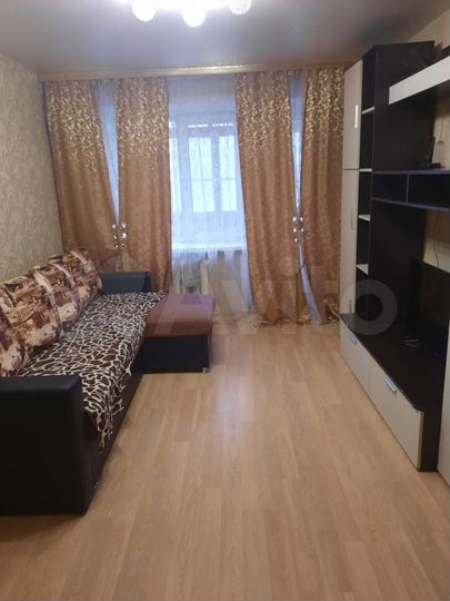 2-к. квартира, 43 м², 2/5 эт.