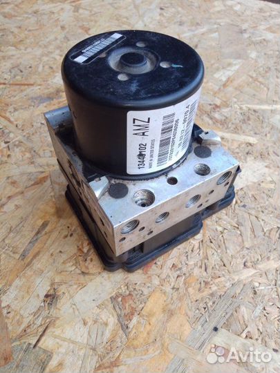 Блок ABS Opel Astra J седан 1.6 бензин A16XER 2014