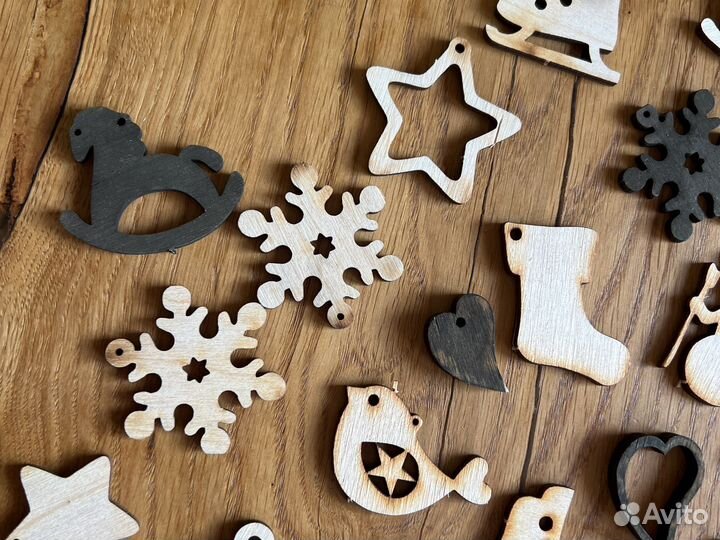 Игрушки новогодние деревянные новые