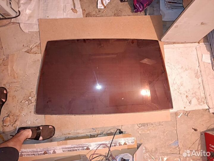 Заднее стекло ваз 2114