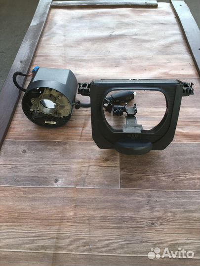 Кожухов рулевой колонки Mercedes W203