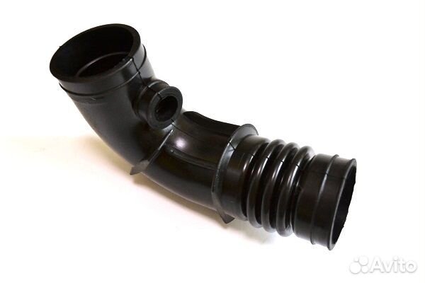 Воздуховод дроссельного патрубка Лада 2107