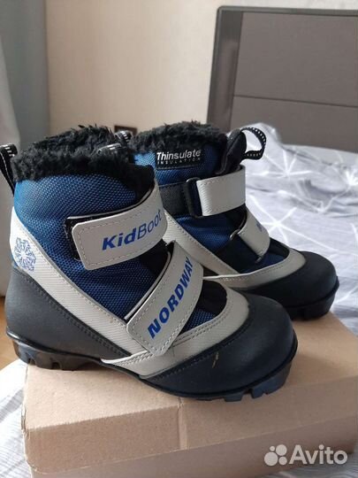 Лыжные ботинки