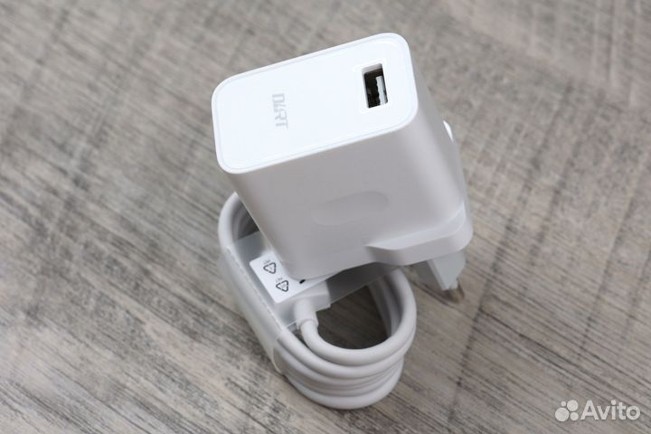 Зарядное устройство Realme Dart 30 Вт + кабель