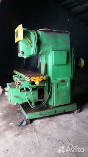 Фрезерный станок вм-127