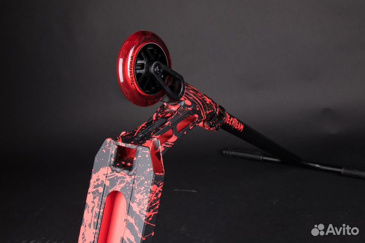 Трюковой самокат