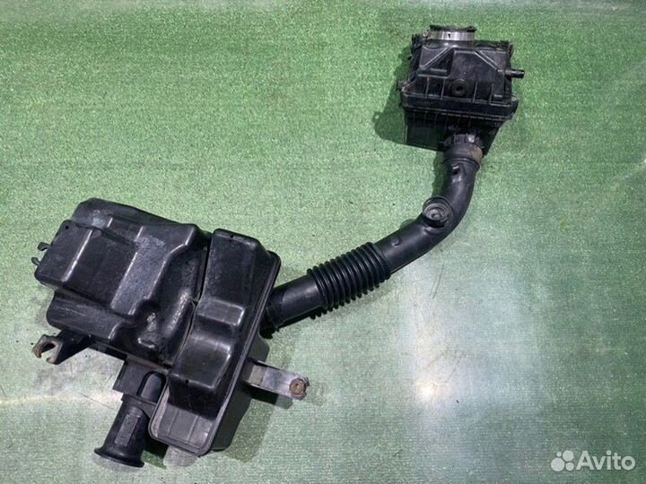 Корпус воздушного фильтра Honda Civic Ferio EK3