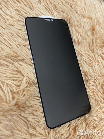 Защитное стекло iPhone 11