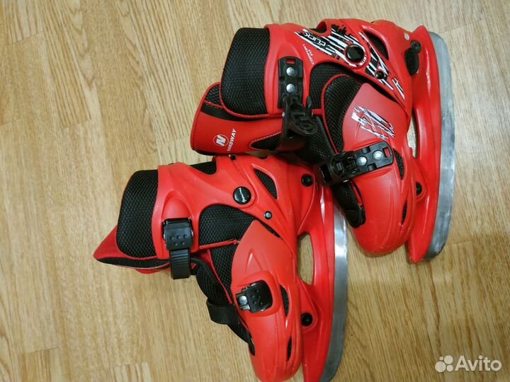 Коньки р. 30-33