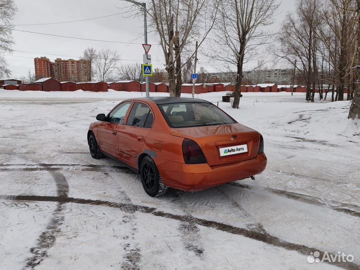 Hyundai Elantra 2.0 AT, 2002, 100 000 км