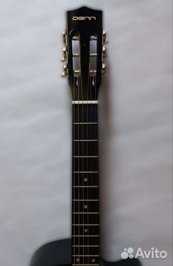 Акустическая гитара