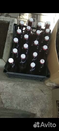 Бутылки с бугельной пробкой