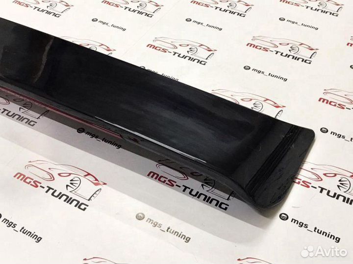 Спойлер черный глянец Mercedes G-Class W463