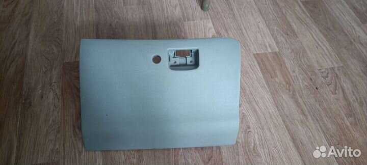 Бардачок Delica pe8w